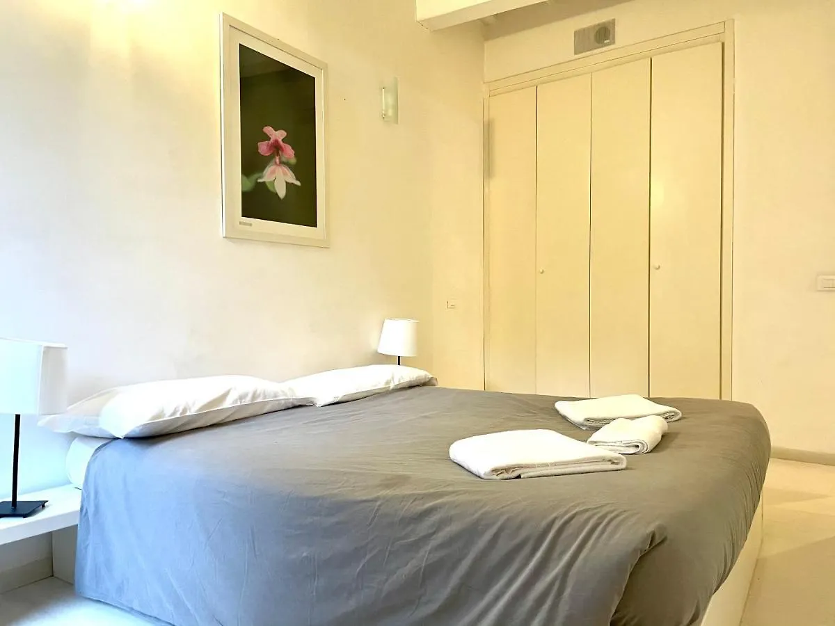 Colosseo 13 Boutique Apartment Rome